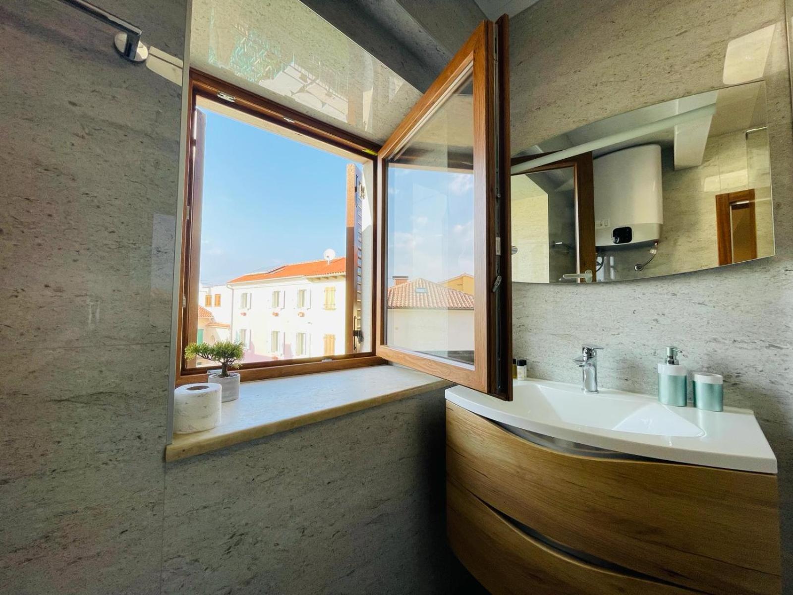 Fazana City Rooms With Free Parking Экстерьер фото