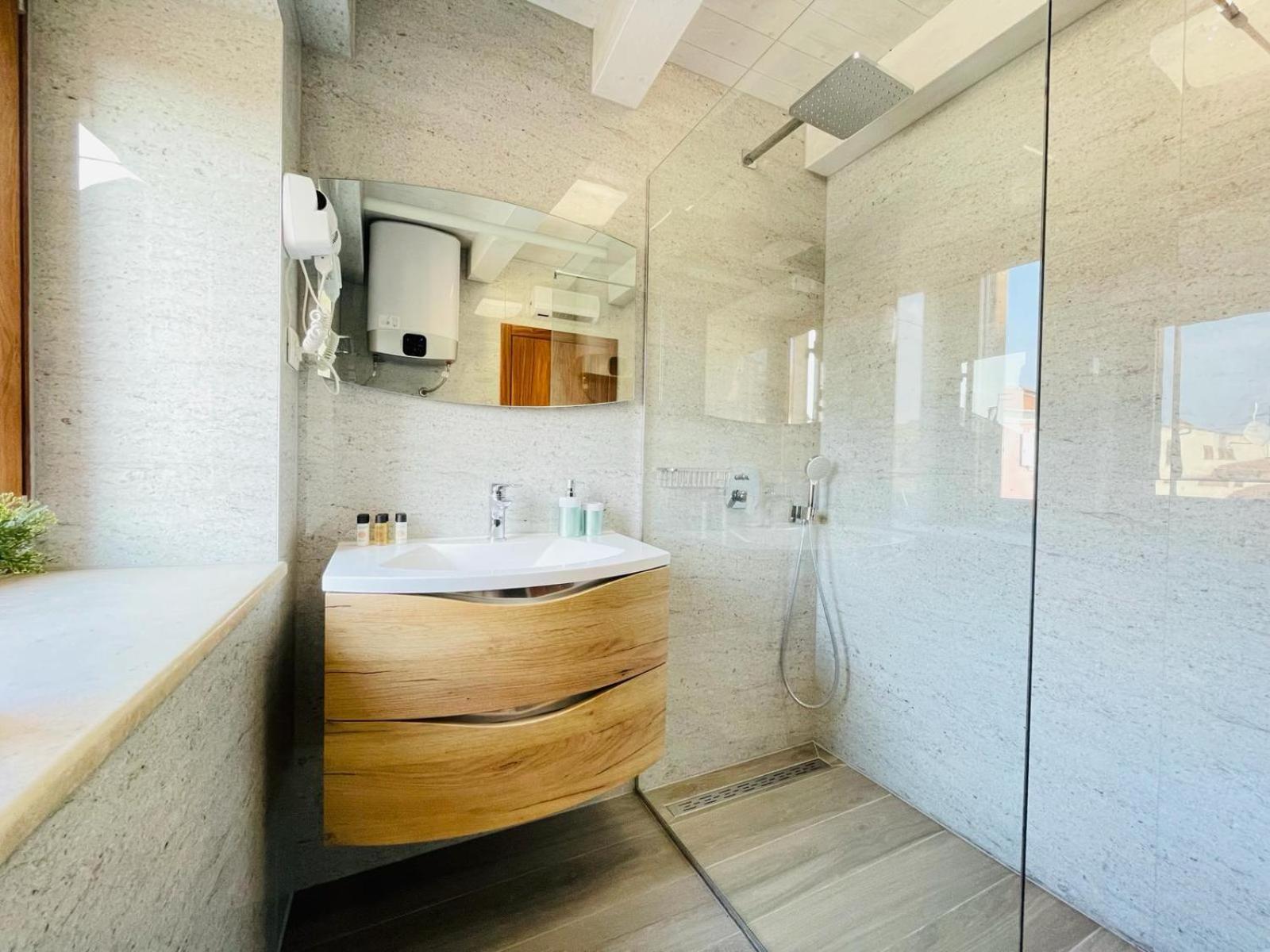Fazana City Rooms With Free Parking Экстерьер фото