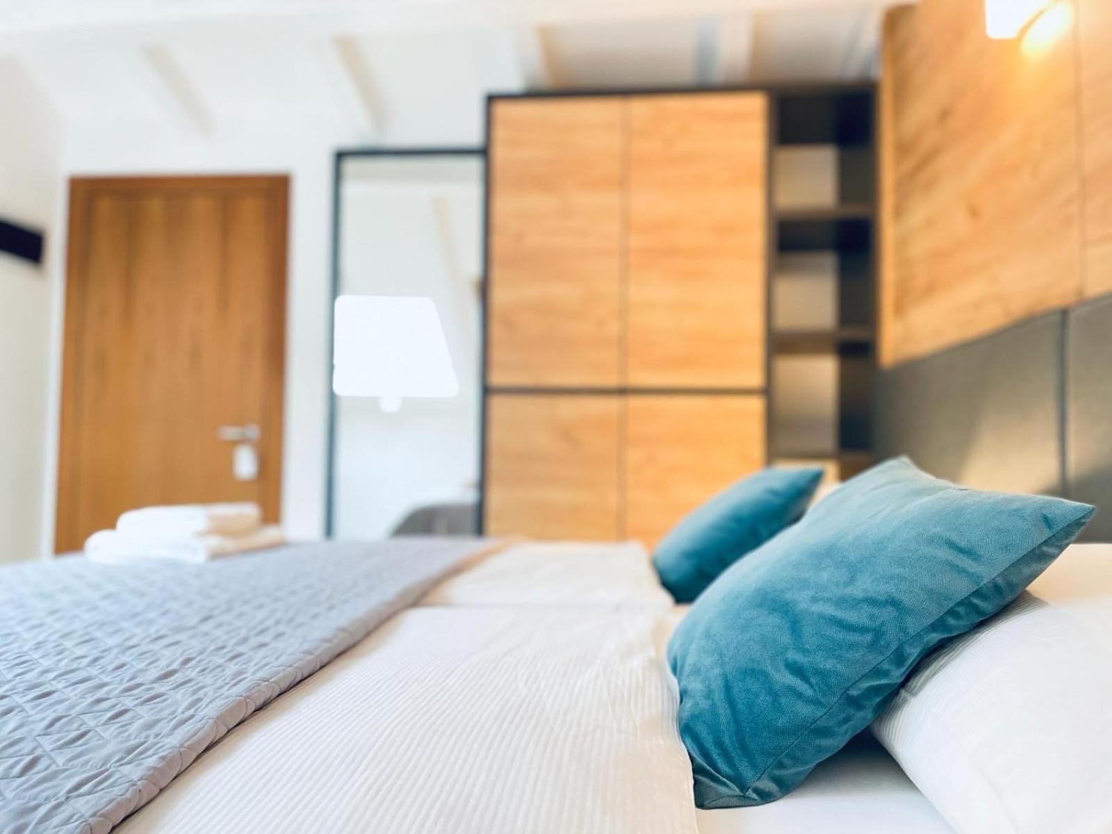 Fazana City Rooms With Free Parking Экстерьер фото
