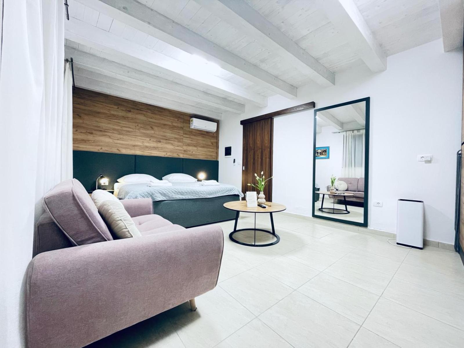 Fazana City Rooms With Free Parking Экстерьер фото